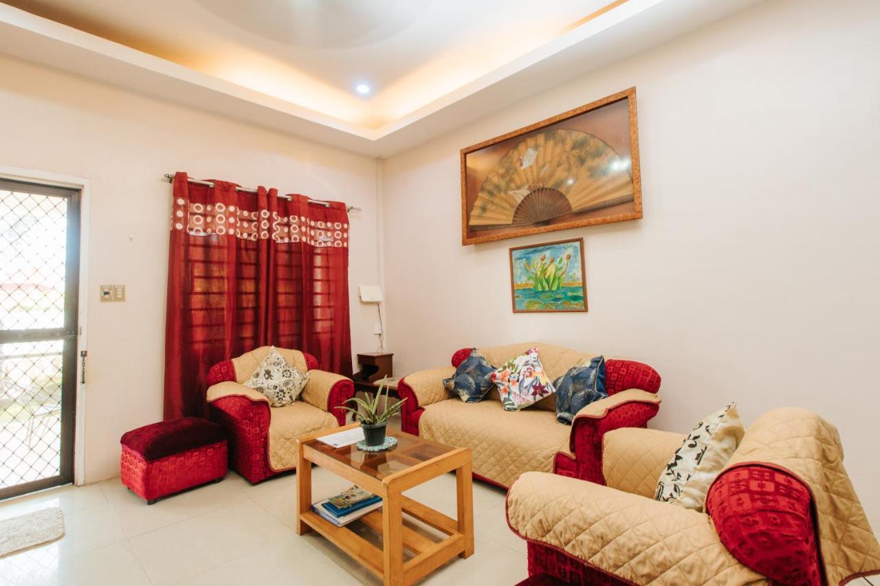 Bahay Ni Kikay Vacation Rental - Wifi Included 제너럴 산토스 외부 사진